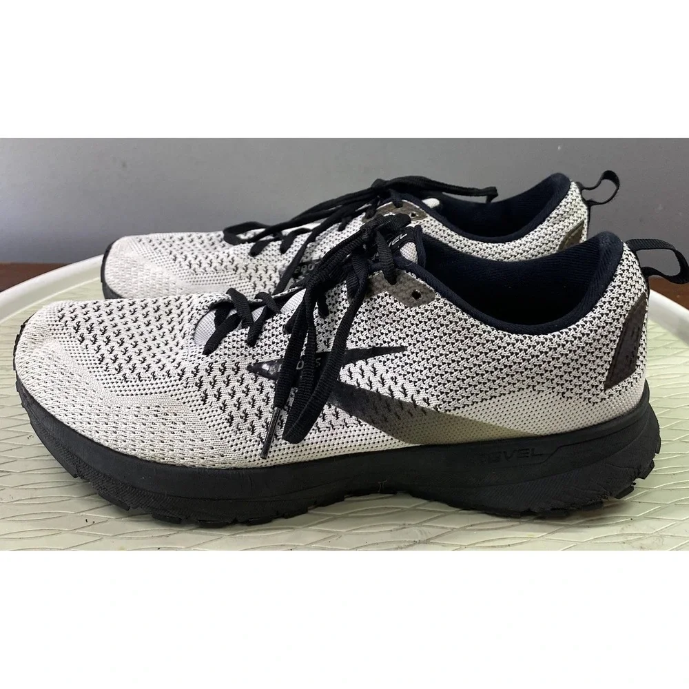 Brooks Womens Revel 4 White&Black Running Sneakers Athletic Shoes‎ Sz. 10
